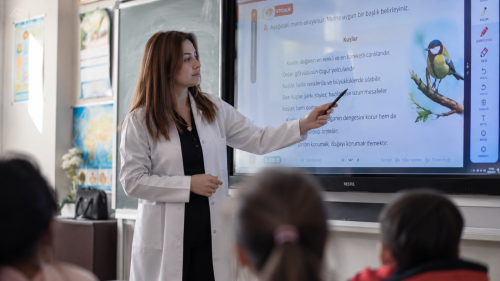 Öğretmenlerin giyiminde dikkat çeken düzenleme: Bakanlık 81 ile gönderdi